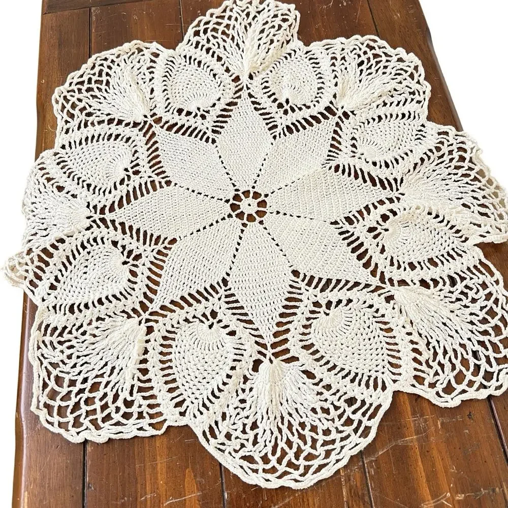 Vtg Hand Crochet Pineapple Doily 21